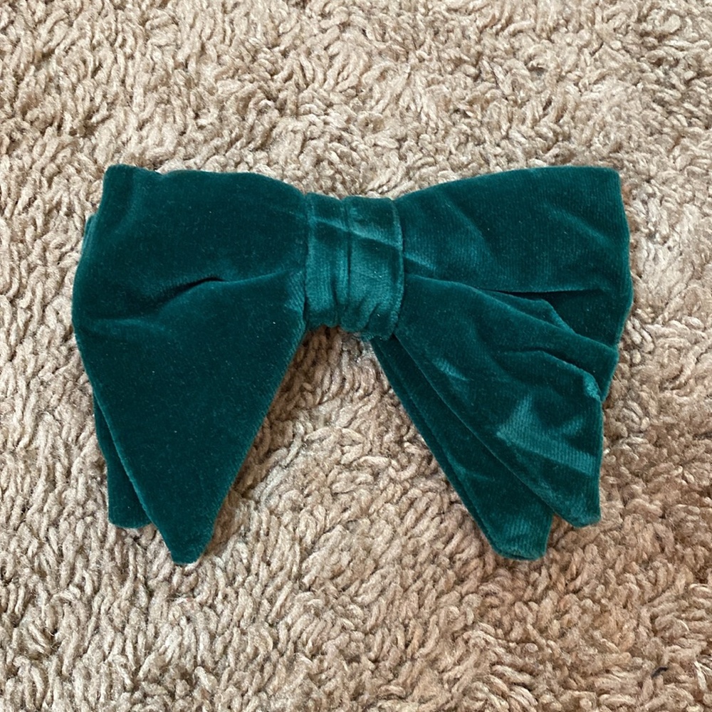 VTG 70’s Dark Emerald Green Velvet Clip on Bow-tie - Picture 7 of 10